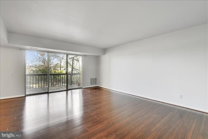 Foto principal - 755 Fairview Ave