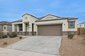Building Photo - 30998 W Earll Dr
