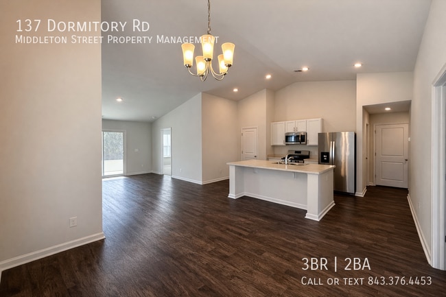 Building Photo - 137 Dormitory Rd