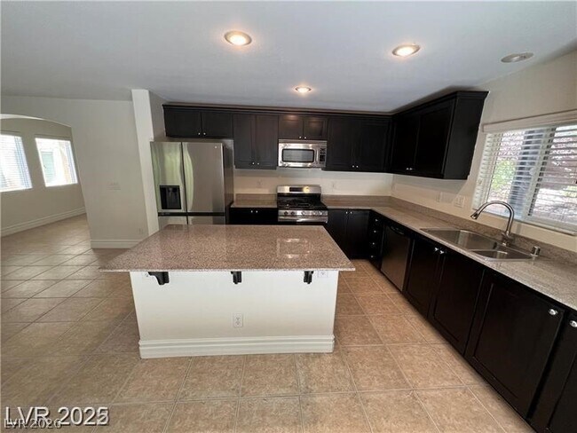 Foto del edificio - 291 Broken Par Dr