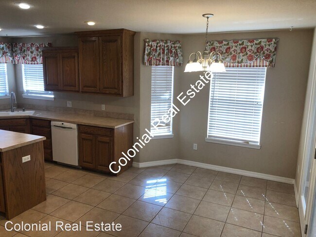 Building Photo - 3 br, 2 bath House - 2305 Marvin Hass