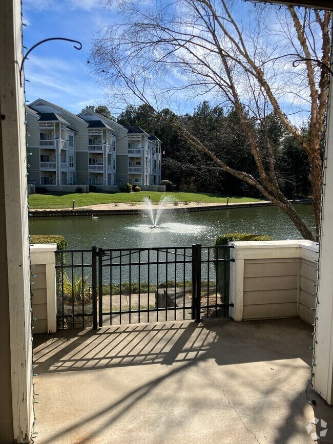 Villages At Harborside Apartments for Rent with Parking Cornelius, NC