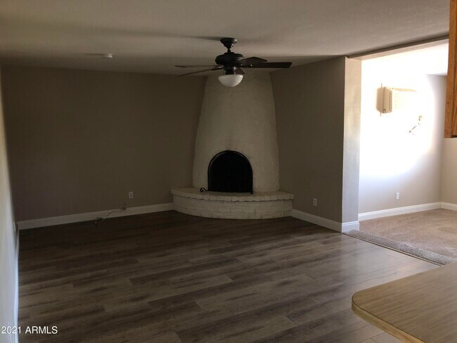 Foto del edificio - 17214 N 49th Ave