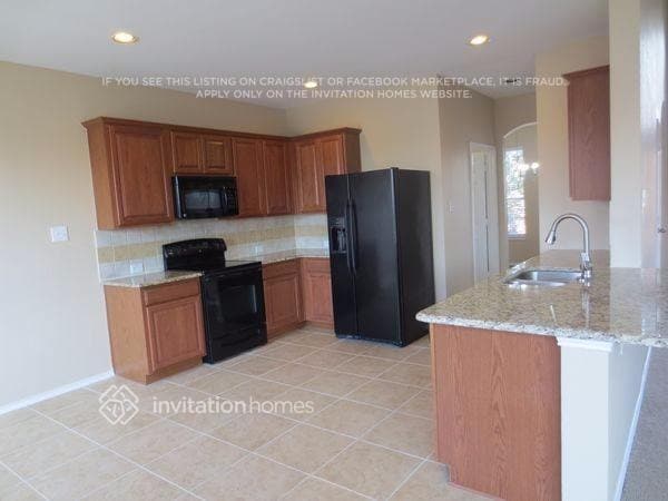 Foto del edificio - 720 W Bend Blvd
