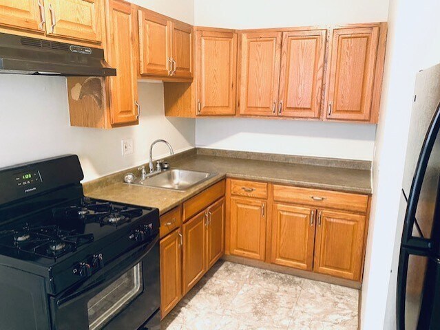 Building Photo - 4915 S Drexel Blvd