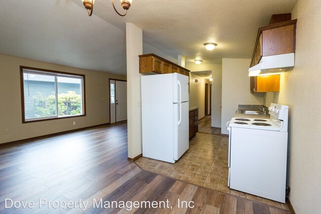 Foto del edificio - 2 br, 1 bath House - 4918 Plomondon Street
