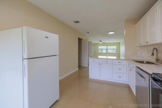 Building Photo - 4755 Orleans Ct