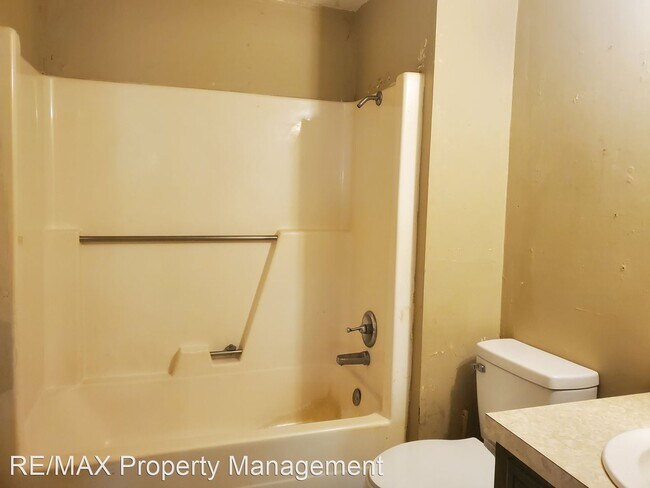 Foto del edificio - 2 br, 1 bath House - 906 East Elm Avenue