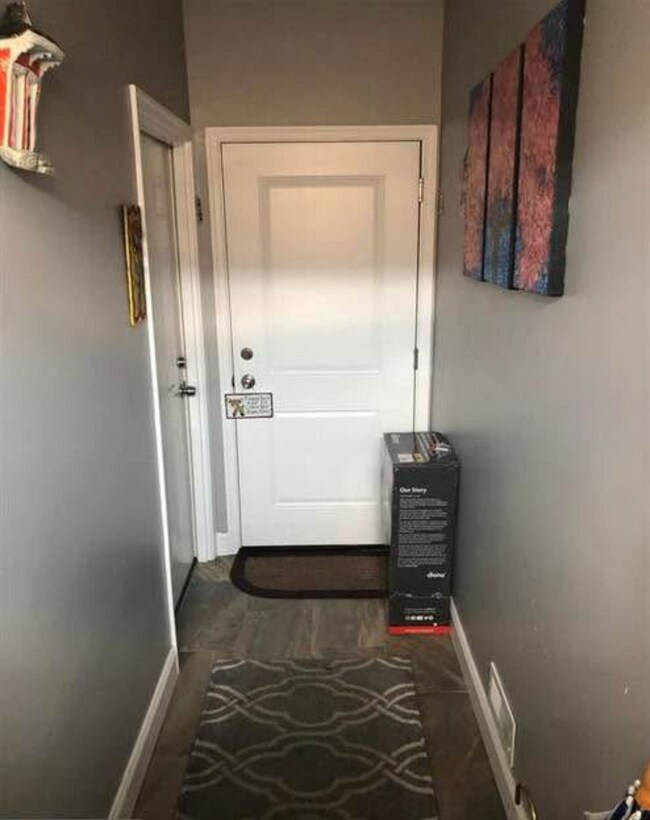 Entrada - 1621 Carpenter St