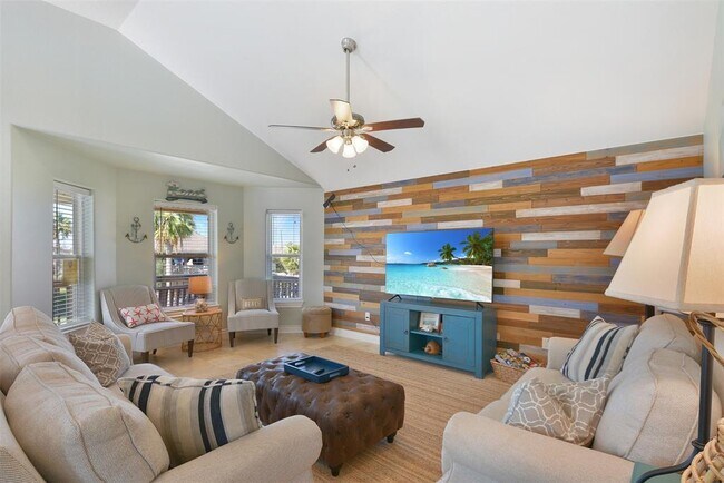 Building Photo - 4019 Fort Bend Dr