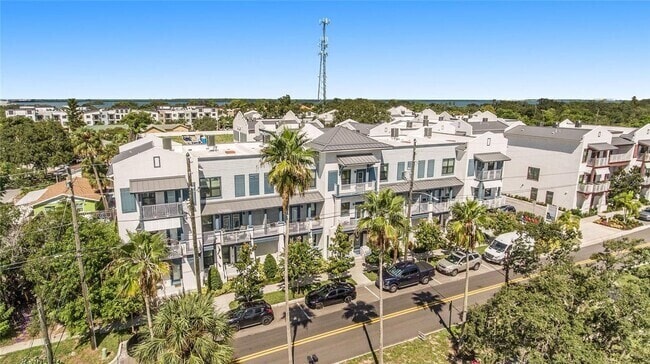 Building Photo - 946 Highland Ave