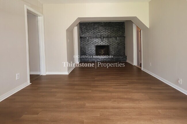 Foto del edificio - 789 Gardenia Ln