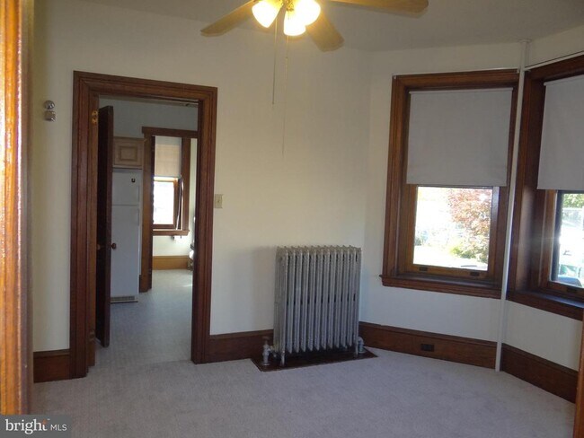 Building Photo - 4560 Horseshoe Pike