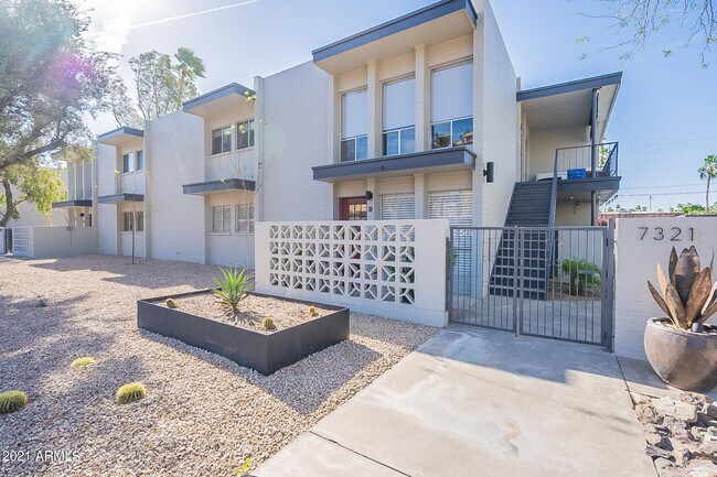 Building Photo - 7321 E Northland Dr