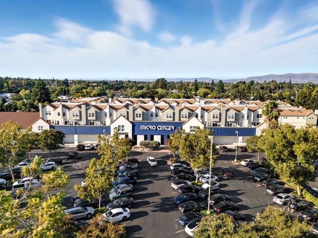Building Photo - Stevens Creek Villas