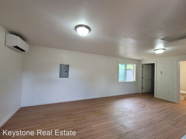 Building Photo - 1 br, 1 bath House - 1842 N Park Ave