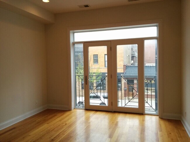 Foto del edificio - 3339 N Halsted St