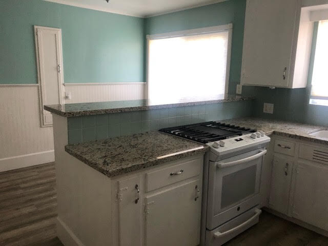 Cocina - 1421 N Cherry St