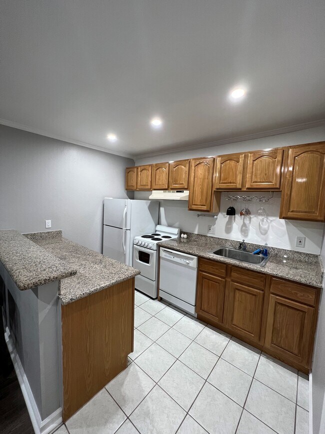 403 Piccadilly Pl, San Bruno, CA 94066 Condo for Rent in San Bruno