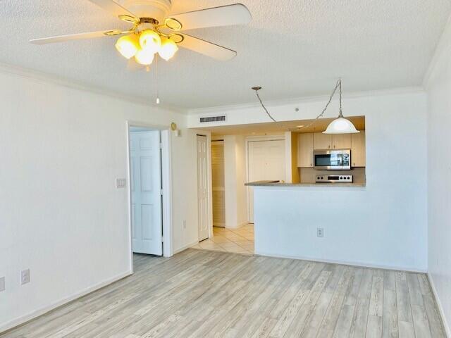 Building Photo - 1801 N Flagler Dr