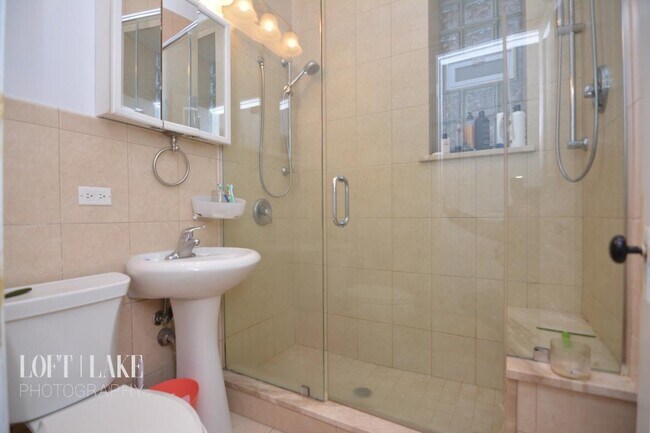 Foto del edificio - 2620 W Crystal St