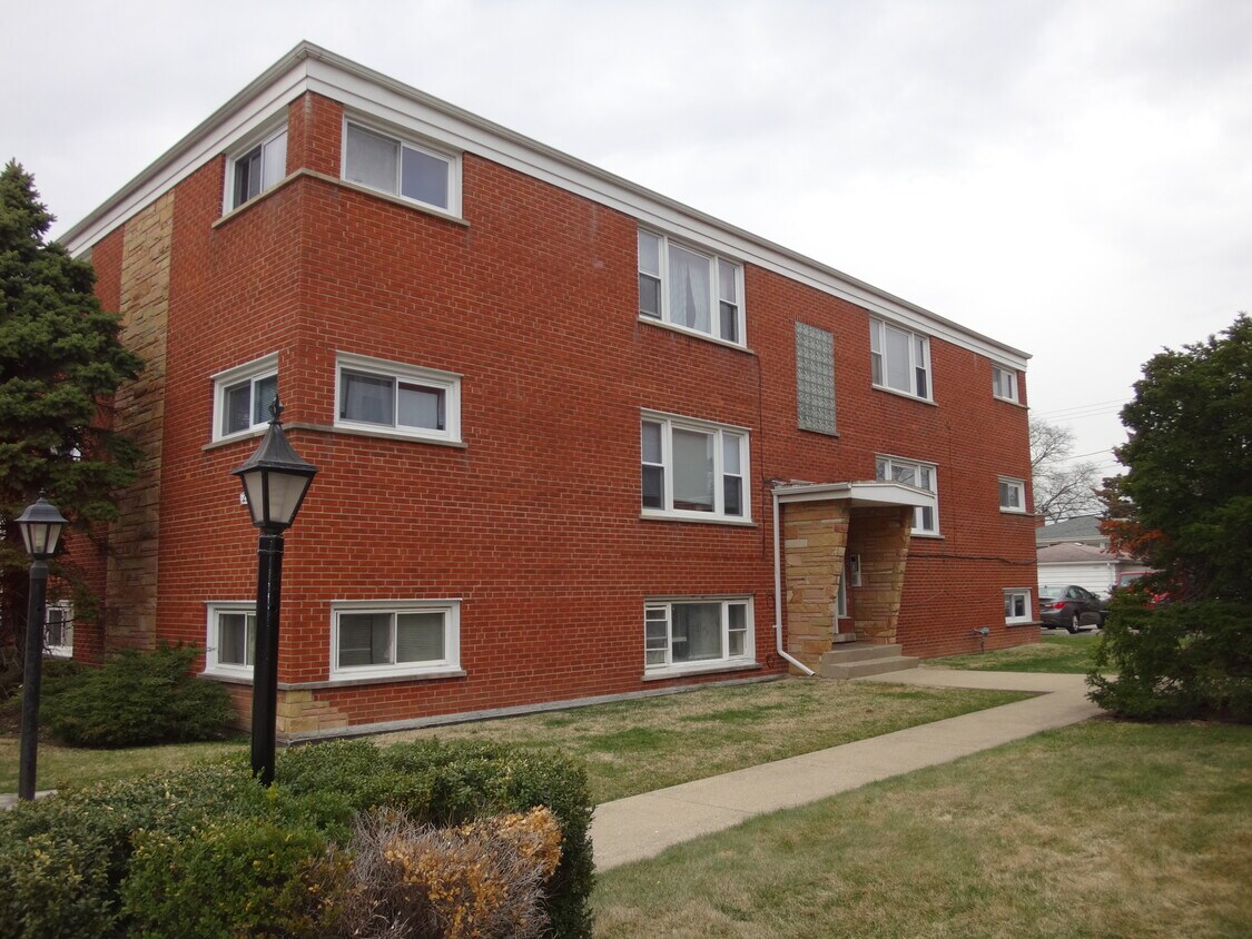 Primary Photo - 2229 S 17th Ave