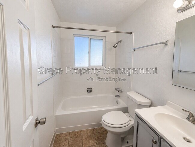 Foto del edificio - 6630 Knox Ct