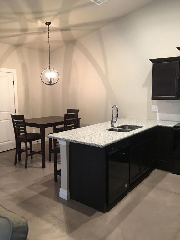 Building Photo - 13601 W Hunters View Ct