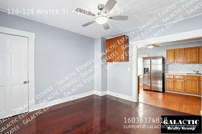 Foto del edificio - 126-128 Winter St-128 Winter St