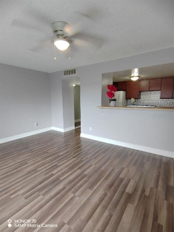 Building Photo - 5820 N Church Ave