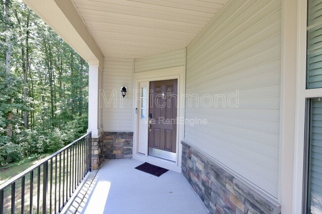 Building Photo - 14106 Shallow Creek Ln