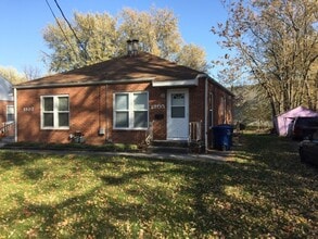 Building Photo - 1805 Glenbrook Dr