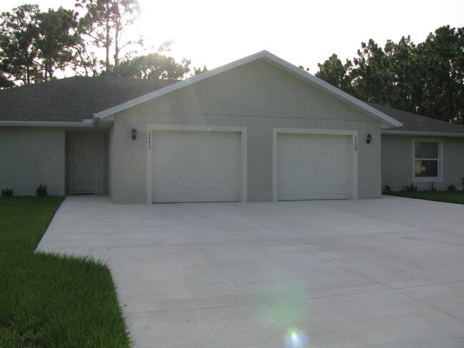 Building Photo - 1139 Navigator Rd