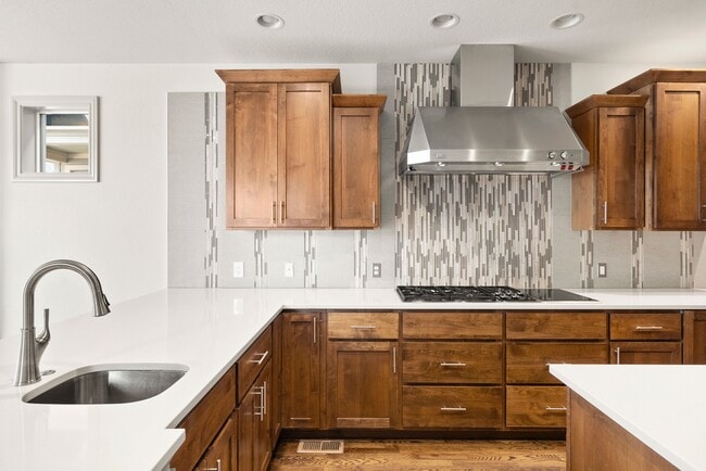 Building Photo - 2230 N Washington St