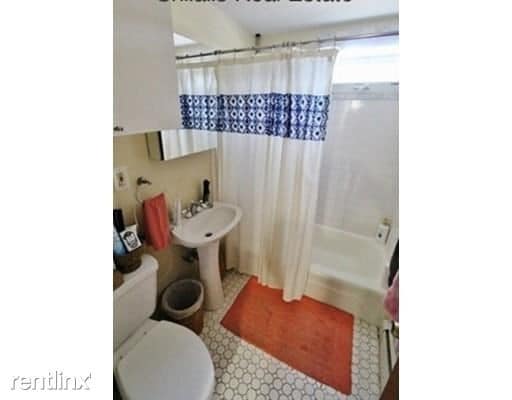 Building Photo - 1 br, 1 bath Duplex - 27 Creeley Rd