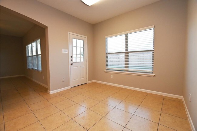 Foto del edificio - 3234 Rainhill Ct