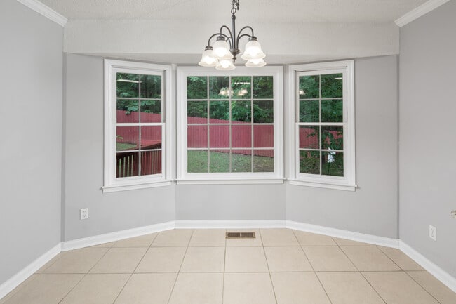 Foto del edificio - 2624 Excalibur Dr SE