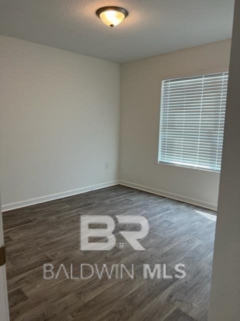 Foto del edificio - 15157 Forsythia Lp