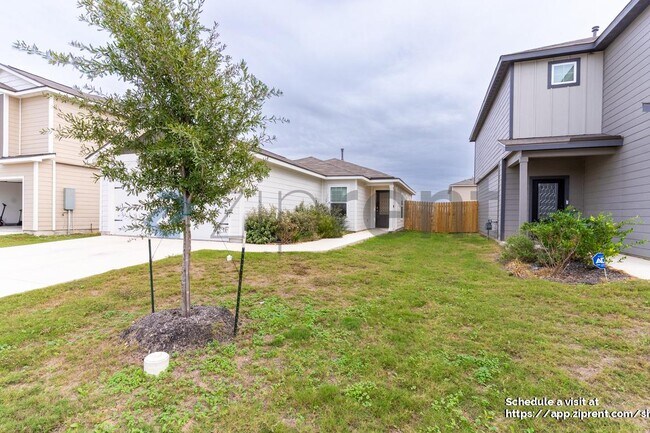 Foto del edificio - 366 Fairlawn Wy