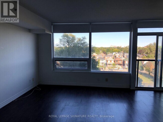 Building Photo - 280-280 Donlands Ave