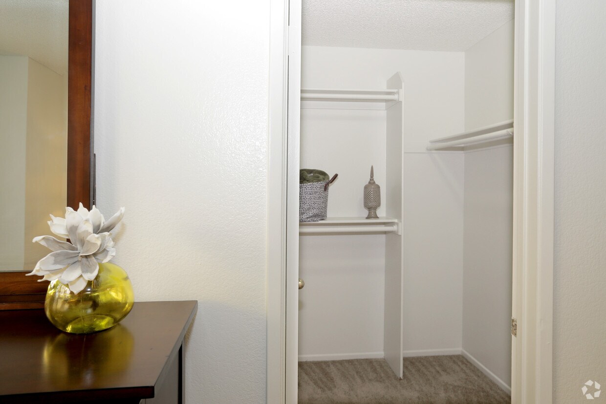 Spruce Village Apartments in Riverside, CA Westside Rentals