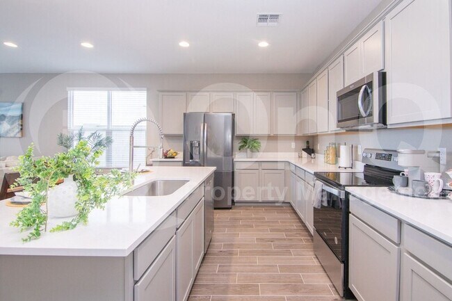 Foto del edificio - 7819 S 44th Ln
