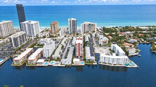 Foto del edificio - 3161 S Ocean Dr