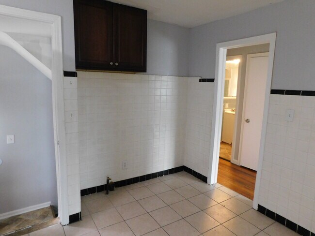 Foto del edificio - Newly Refreshed Move In Ready Bungalow