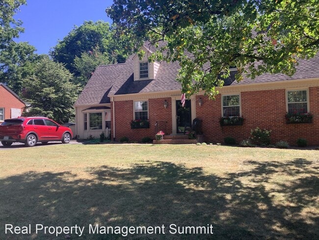 Building Photo - 4 br, 3 bath House - 27 Woodland Drive
