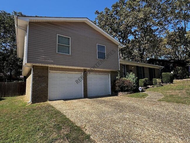 Foto del edificio - 115 N Beverly Ave