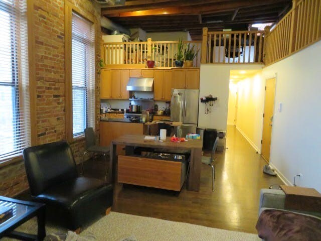 Foto principal - 1061 W Madison St