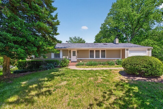 Foto del edificio - 23017 Timber Creek Ln