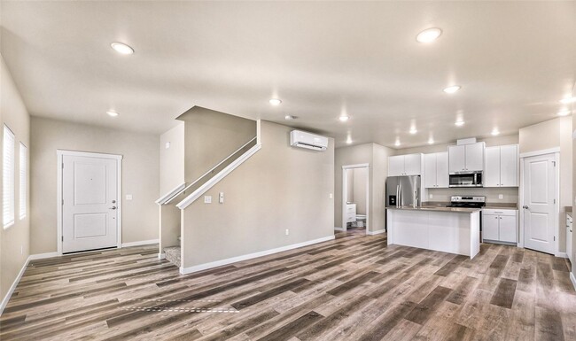 Foto del edificio - Newer 3 Bed 2 Bath House in Blaine--Close ...