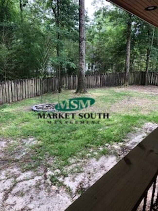 Foto del edificio - SOUTHBRIDGE BEAUTY- AVAILABLE NOW!